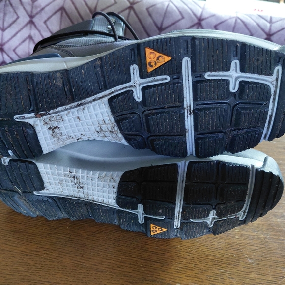 The Nike Stasis ACG Boots - Picture 5 of 6